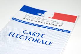 Cérémonie de remise des cartes d’électeurs aux jeunes inscrits